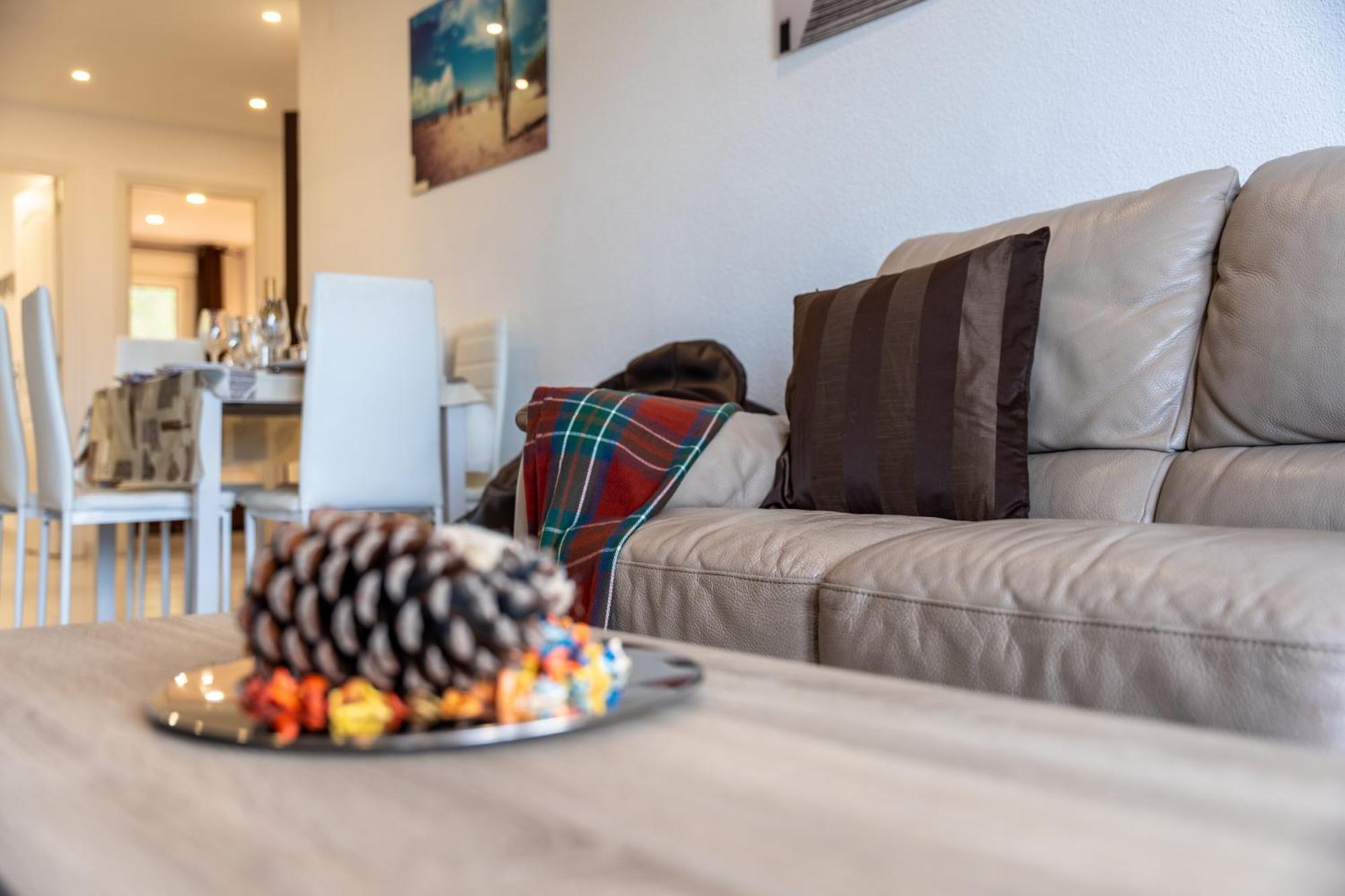 ¡Nuevo y Coqueto! Apartamento de 3 habitaciones Mogro Exterior foto